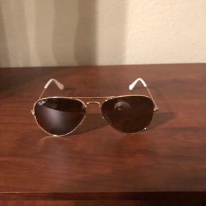 Brand new ray ban aviators!